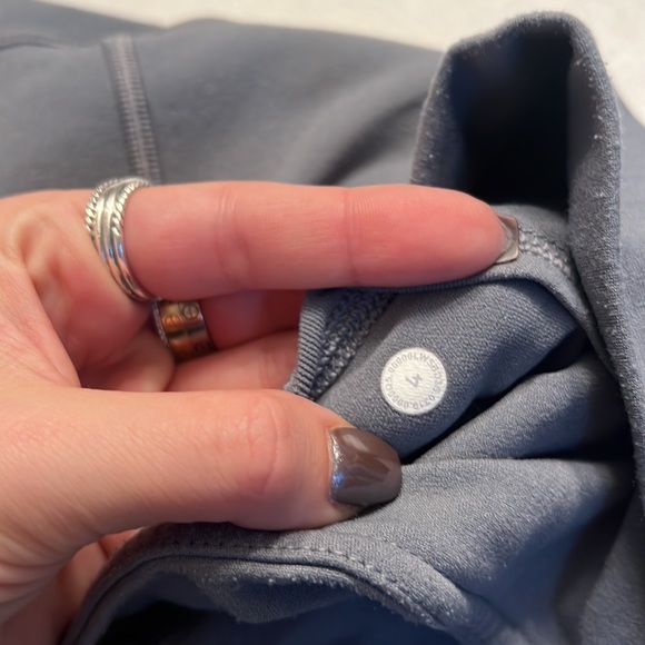 43. Lululemon Reveal Tight *Zen Expression Solar Grey - Picture 5 of 6